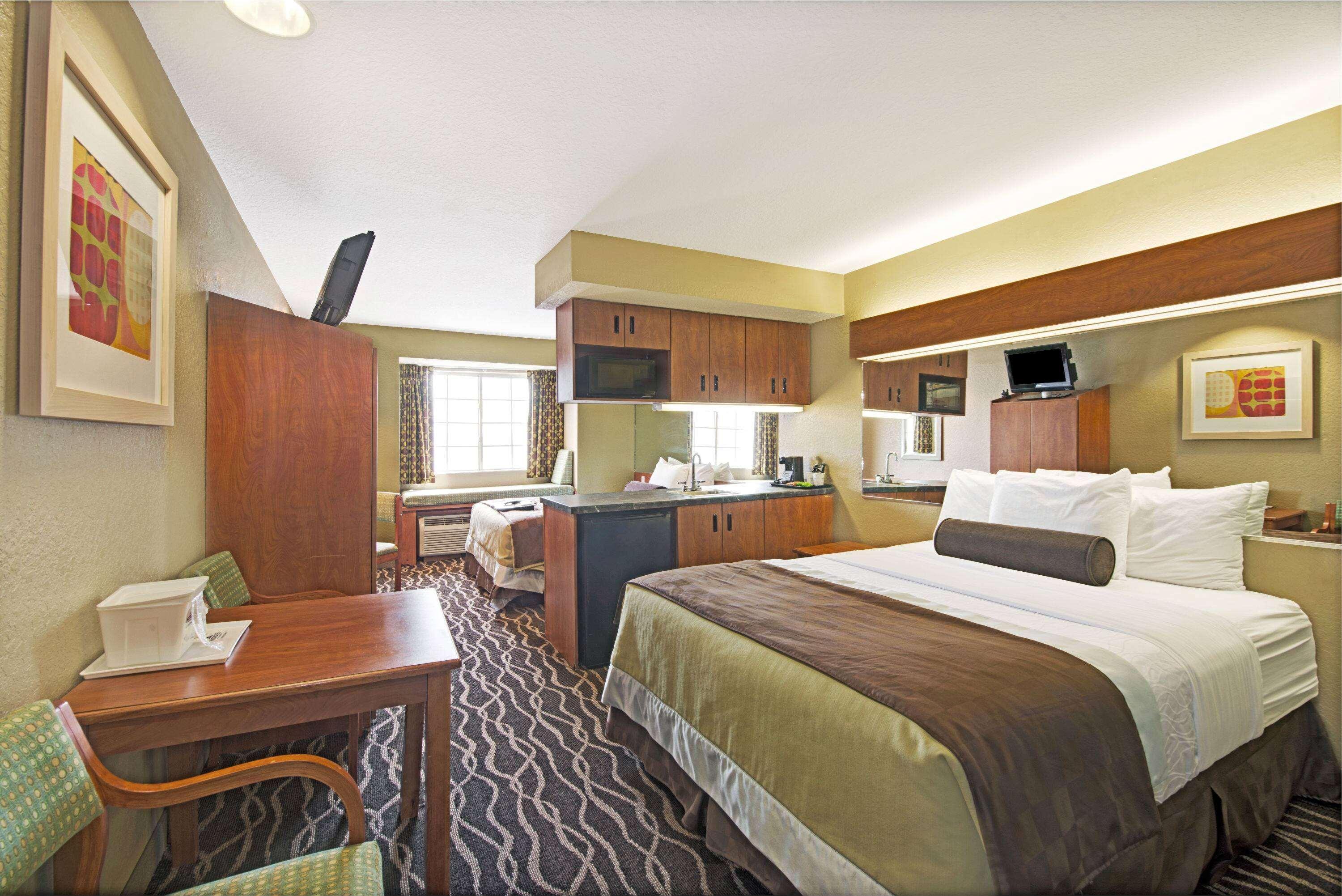 Hotel Super 8 By Wyndham San Antonio Downtown Ne Exterior foto