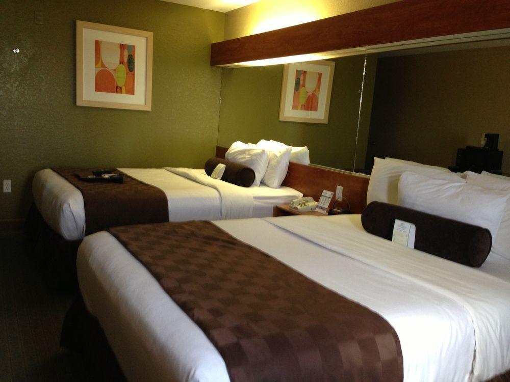 Hotel Super 8 By Wyndham San Antonio Downtown Ne Exterior foto